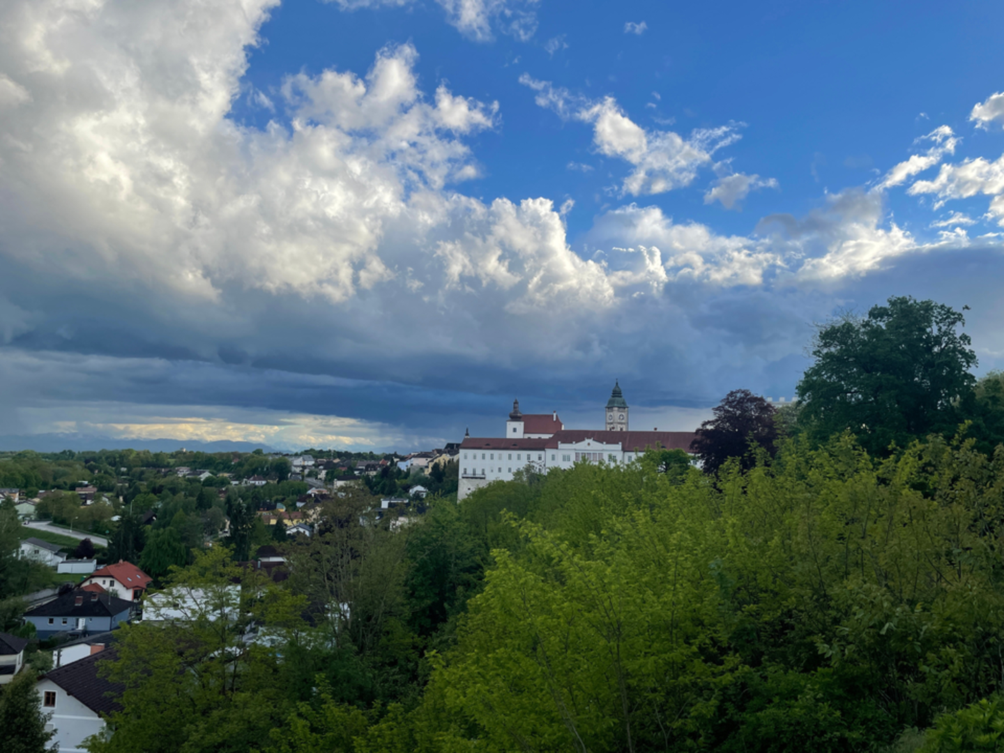 An image depicting the trail Enns Cittàslow Loop Trail and its surrounding area.
