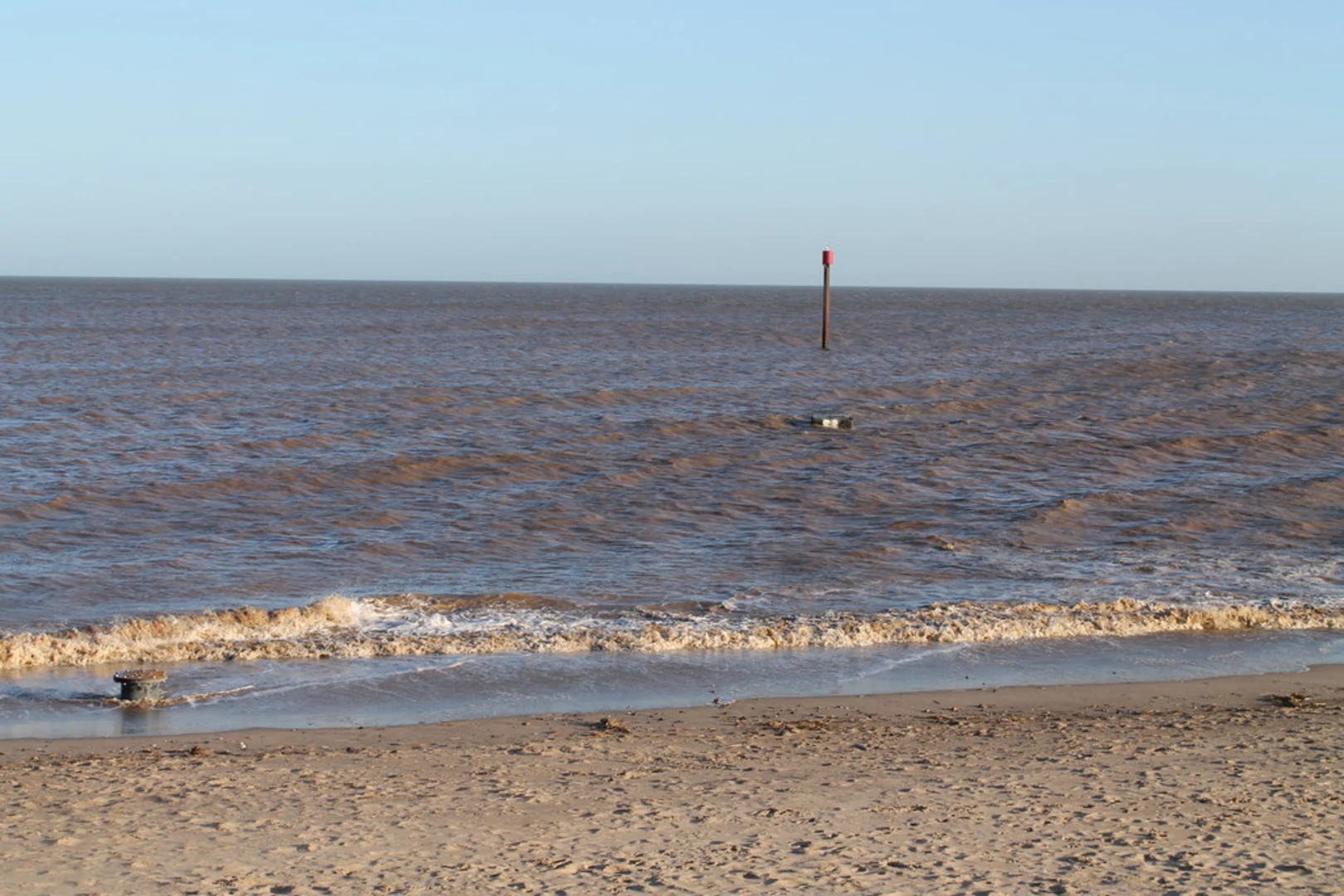 An image depicting the trail King Charles III England Coast Path - Lincolnshire Coast and its surrounding area.