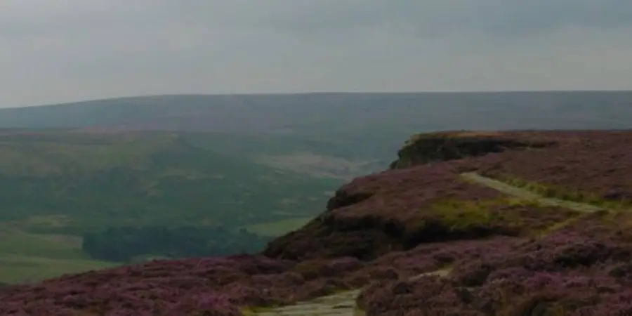 Round Hill and Stumps Cross from Chop Gate