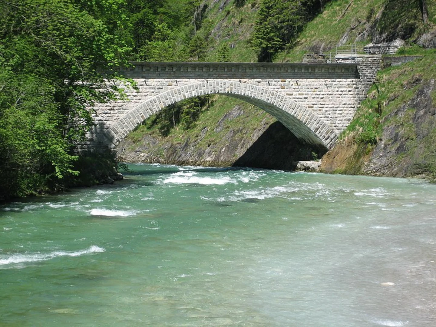 An image depicting the trail Kräuterhalsrunde Wildalpen and its surrounding area.